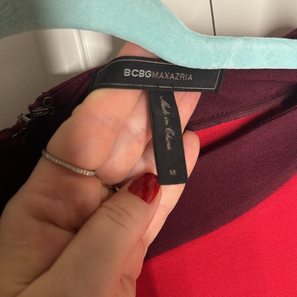 Beautiful long sleeve fitted sleek dress with half way back zipper 🧡 - Picture 3 of 3